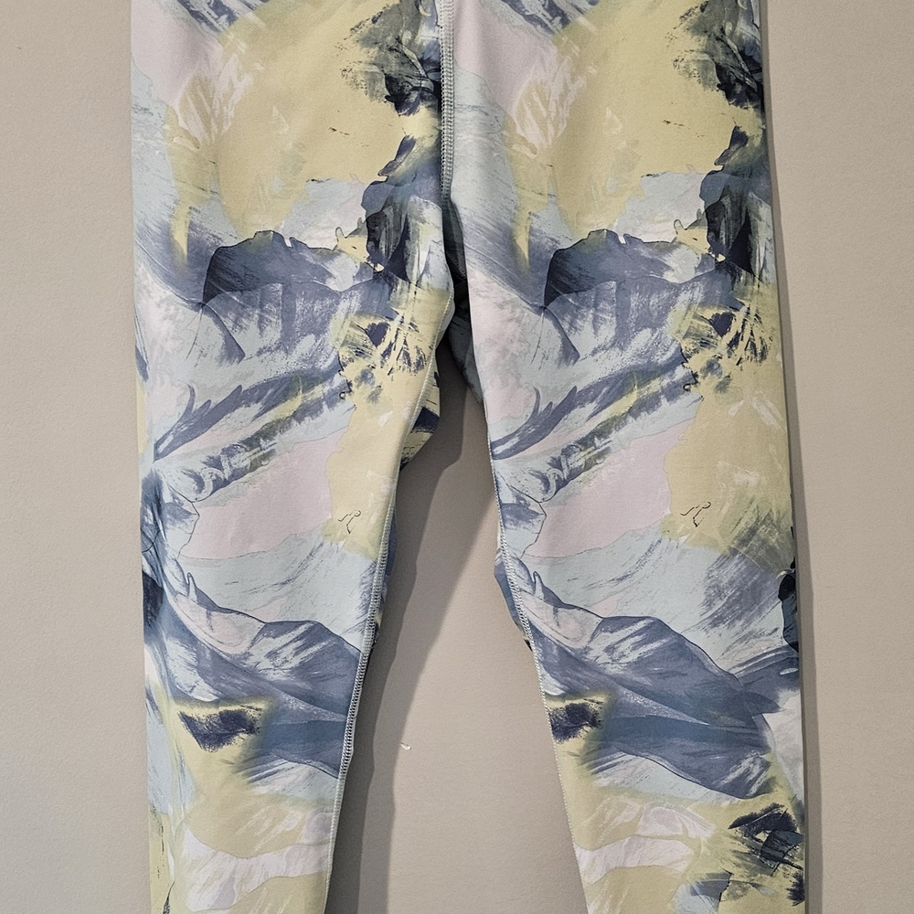 Green and Blue Abstract Pattern Leggings